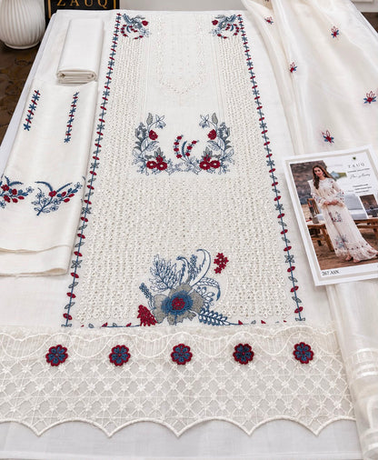 🤍 Luxury Ivory Embroidered 3-Piece Lawn Suit