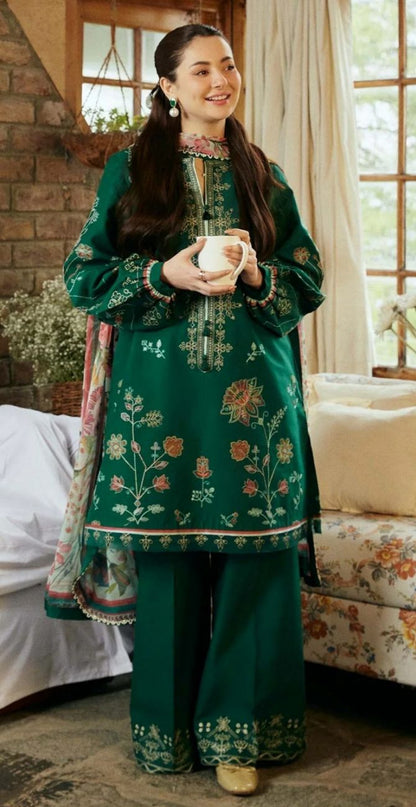 💚 Luxury Emerald Green Embroidered 3-Piece Lawn Suit