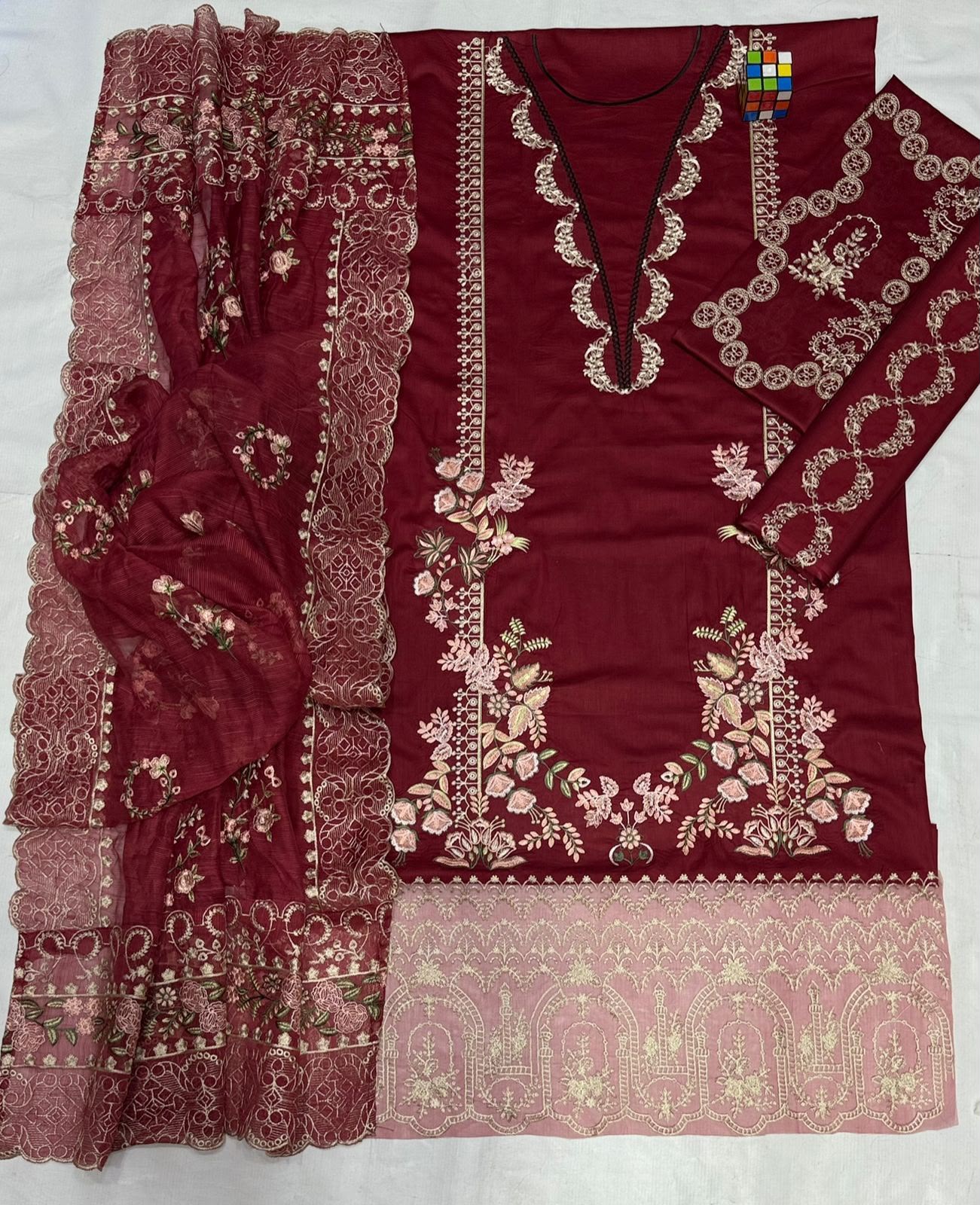 ❤️ Luxury Maroon Embroidered 3-Piece Lawn Suit